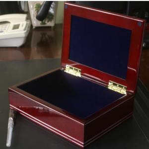 hộp lát gạch tráng men