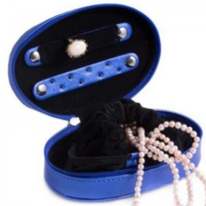 Đồ trang sức giả da