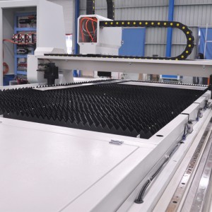 Máy cắt laser sợi thép