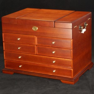 Ba nắp hộp trang sức bằng gỗ