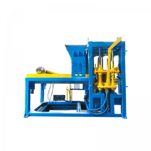 Máy làm gạch bê tông rỗng QT4-15 pakista