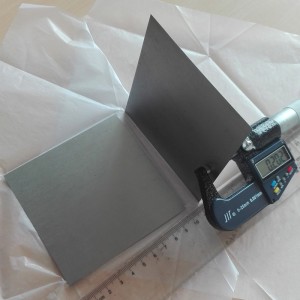 Tấm molypden nguyên chất