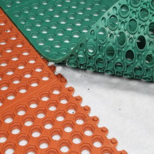 Chất lượng cao đục lỗ thảm cao su tự nhiên cho sàn