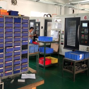 Dịch vụ sản xuất phụ tùng ô tô tùy chỉnh