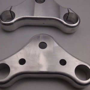 Dịch vụ sản xuất phụ tùng ô tô tùy chỉnh