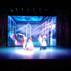 Màn hình hiển thị video HD Led Màn hình Led P5 đủ màu trong nhà để triển lãm