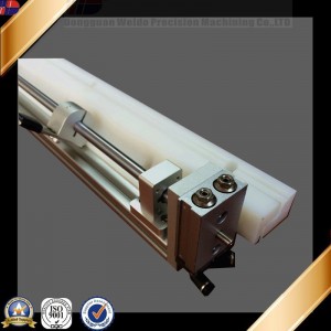 hoàn thành phù hợp với dịch vụ gia công cnc phay phần kim loại nhựa