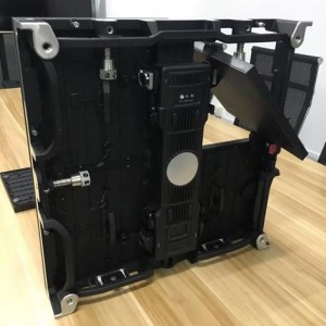 100% hoàn toàn cho thuê dịch vụ trước Hệ thống màn hình LED 500x500mm P3.91 Cho thuê ngoài trời Led Video Wall