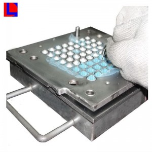 Khuôn silicon cao su tùy chỉnh để làm phích cắm