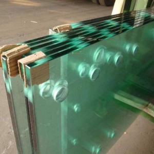 BAN KÍNH MÀU SẮC NHIỆT MÀU SẮC