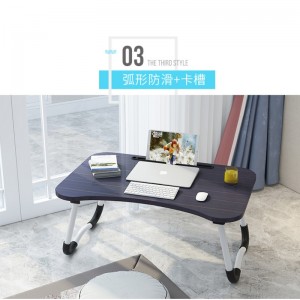 Bàn gấp trên giường máy tính