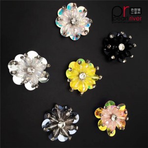 Vẻ đẹp hoa bling-bling với ngọc trai