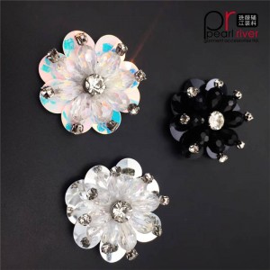Vẻ đẹp hoa bling-bling với ngọc trai