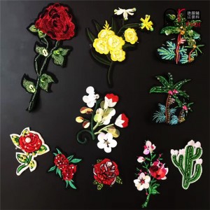 Bản vá thêu động vật và hoa mới nhất