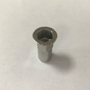 hạt đinh tán kết thúc