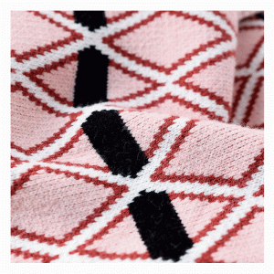 Áo len dệt kim một nửa cao cổ Plus