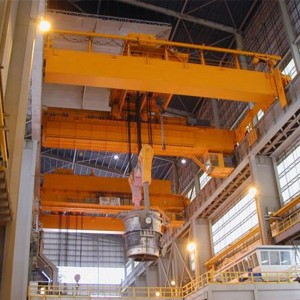 Đúc cẩu trên không