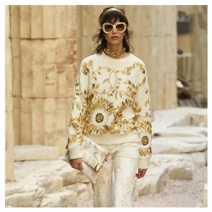 Thiết kế tùy chỉnh Hoa thêu Nữ Vải Áo len Áo len