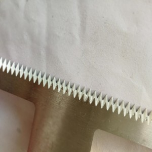 cưa dao để cắt túi nhựa