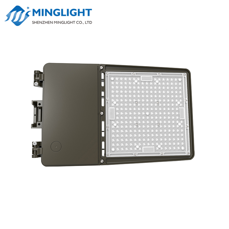 Tiêu chuẩn Bắc Mỹ 130lm / w DLC cao cấp IP65 đèn đường cực 200w Đèn đỗ xe LED