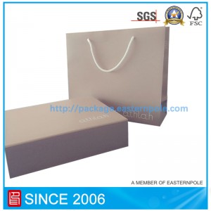 Hộp gấp và túi giấy đựng quần áo trẻ em