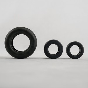 Lốp đồ chơi cao su