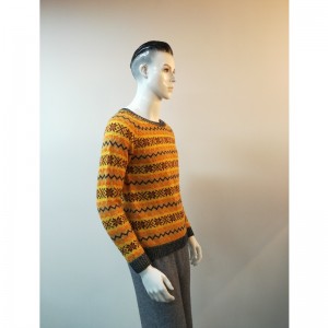 ORANGE IN IN SWEATER RLMS0012F