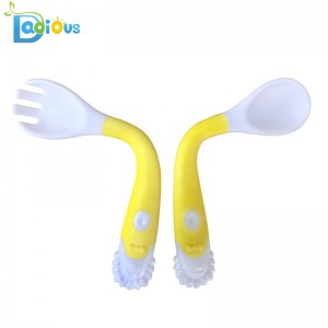 Amazon Hot Sale Đồ dùng cho em bé Đồ dùng đào tạo Nĩa và thìa cong Tay cầm thìa và dĩa cho trẻ sơ sinh du lịch