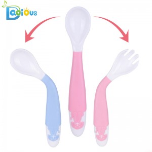 Mới đến Thìa bé học tập và nĩa BPA Đồ dùng cho trẻ sơ sinh bằng nhựa miễn phí có thể uốn cong