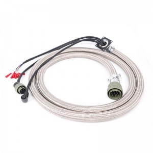 Lắp ráp cáp robot