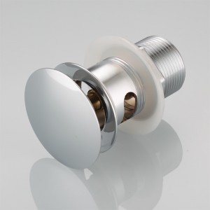 Phòng tắm bật xuống cống thoát nước