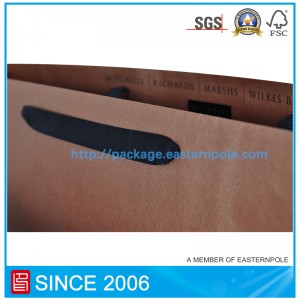 Túi giày màu nâu với thiết kế tùy chỉnh