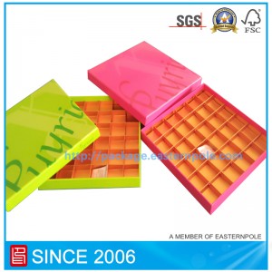 Hộp sô cô la cứng nhắc sang trọng với các tông chèn