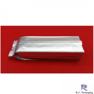 Túi đựng nước bằng bạc thường và vòi vệ sinh phía nhánh với van pha cà phê