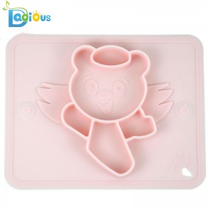 Logo tùy chỉnh Một miếng Silicone Baby placemat Tấm thức ăn cho trẻ em với Cốc hút Phù hợp với hầu hết các khay cao cấp