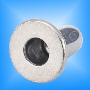 Phụ tùng ô tô Nuts