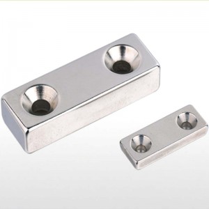 Giá đỡ xe điện thoại di động nam châm giàn giáo di động