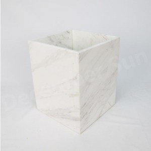 Bộ phụ kiện phòng tắm bằng đá cẩm thạch trắng thanh lịch và duyên dáng