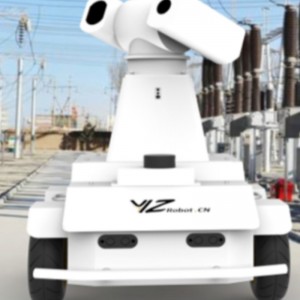 robot tuần tra ngoài trời