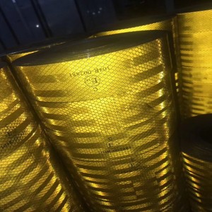 băng phản chiếu an toàn đường bộ