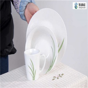 bữa tối sứ-12 mảnh sứ ăn tối với decal cắt