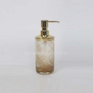 phụ kiện phòng tắm kính với máy bơm kim loại