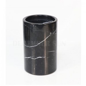 Làm mát bằng đá cẩm thạch đen