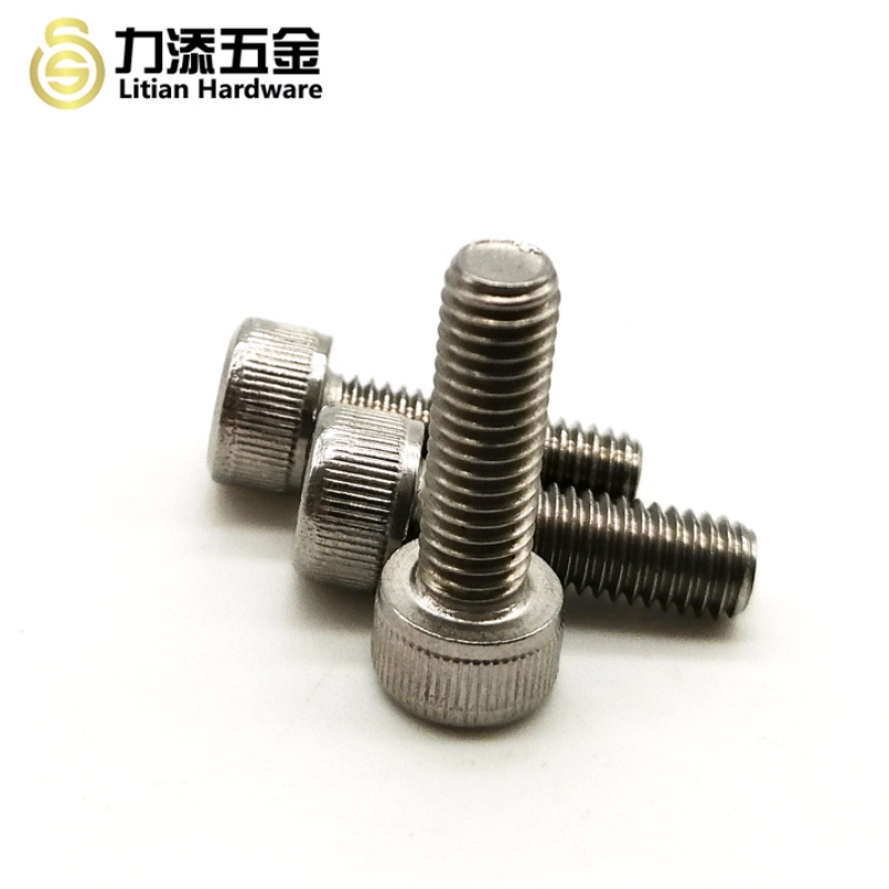 K916 M3-M2, ổ cắm thép không rỉ