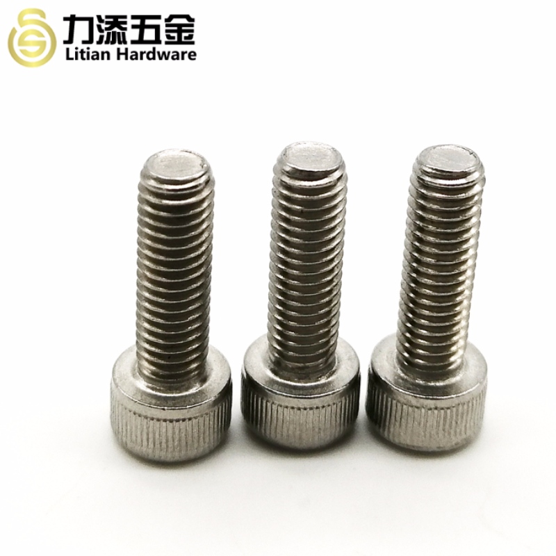 K916 M3-M2, ổ cắm thép không rỉ