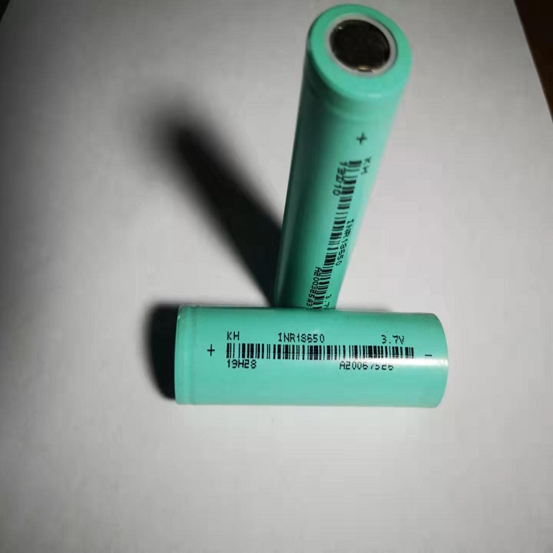 Pin 18650 Pin lithium-ion 2000mAh 3.7V