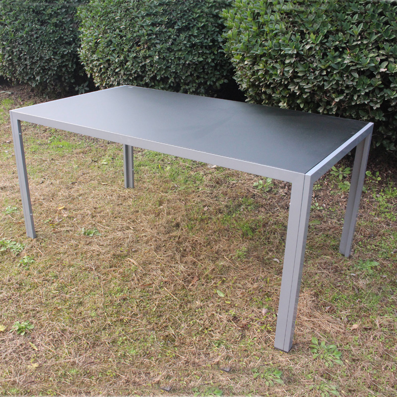 Bàn hình chữ nhật