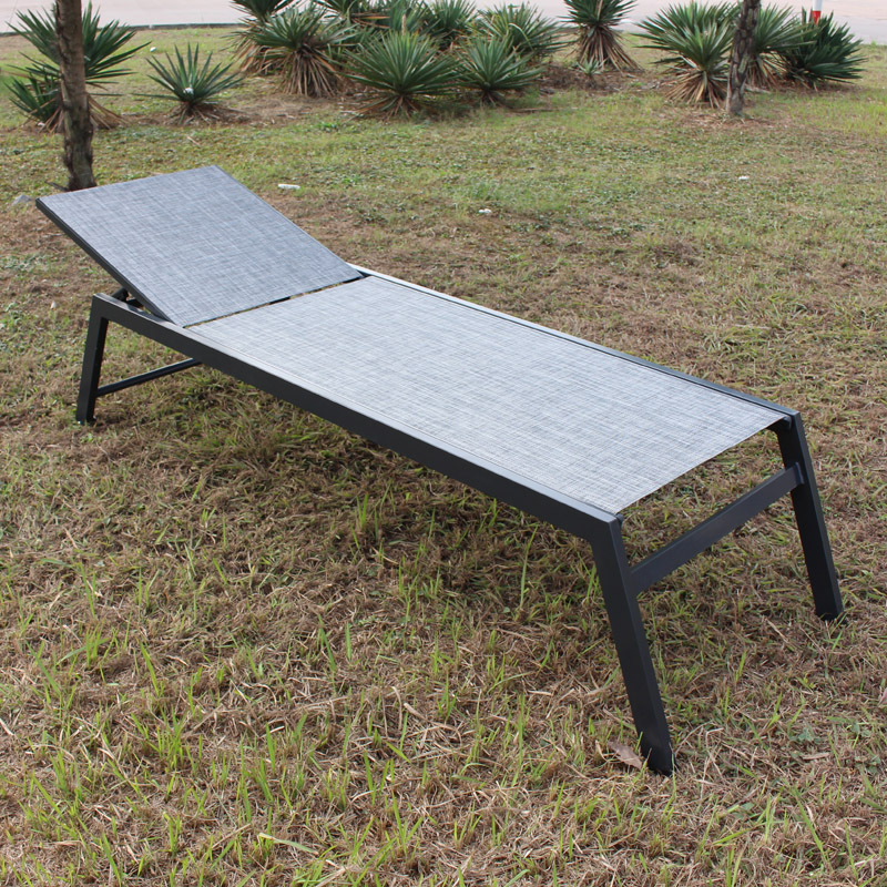 Alum sunlounger với bánh xe
