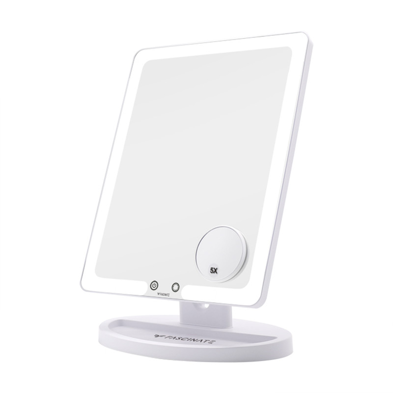 Dao dựng bảng Hollywood, trang trí hình ảnh rẻ tiền của trang phục thiên thạch với đèn pin ánh sáng