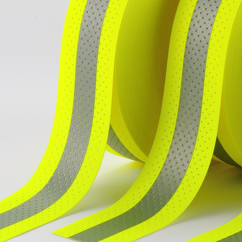 Phim chống cháy có lỗ